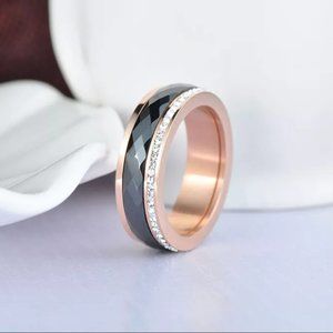 New!! Classic Titanium Stainless Steel White/Black Ceramics Ring Jewelry